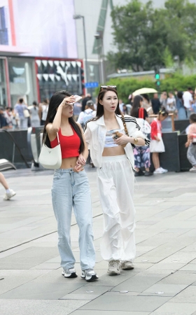 美女姐妹 [17P]