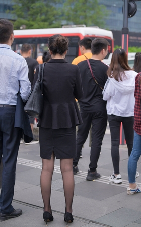典型的职工高跟黑丝，你喜欢吗