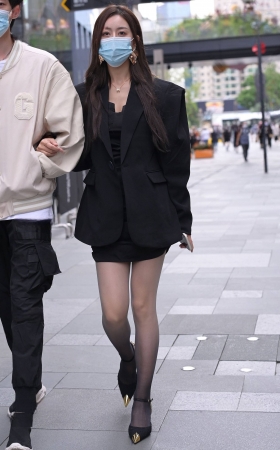 黑丝御姐 [21P]