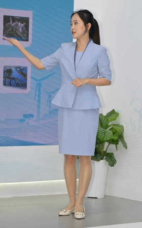 26522-8-76√浅蓝色制服肉丝-美腿美足职工 12P