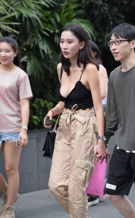 有这样的女朋友真幸福
