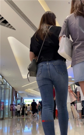 蓝牛小姐姐