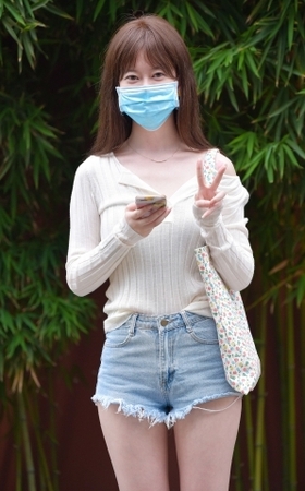 迷人de热裤女孩，我又爱了