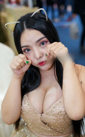 糖酒会上遇G杯 [15P]