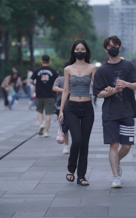 令人羡慕的帅哥美女