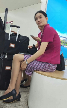 4K南航轻熟韵味空姐美腿超薄肉丝质感很棒 4P