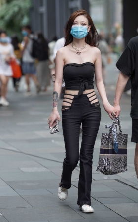大胆前卫的打扮 [22P]