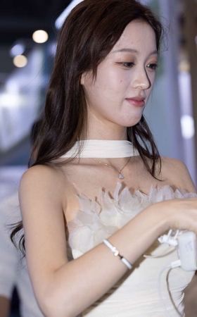 白色短裙小优米 [120P-1.56GB]