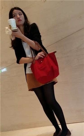 4k超清，黑丝袜短裙漂亮美颜小姐姐
