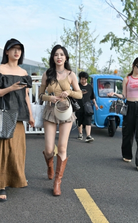 美腿长靴 [21P]