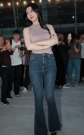弦酷牛仔裤美女 [35P]