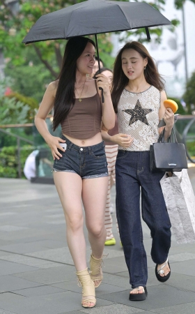 热裤美腿 [19P]
