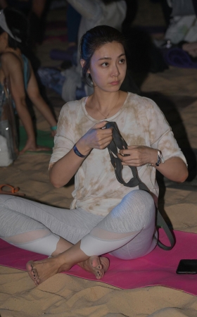 夜晚锻炼 [20P]