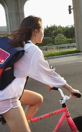 单车、单反、单身、青春原版模拍视频MJ109[4.94G]