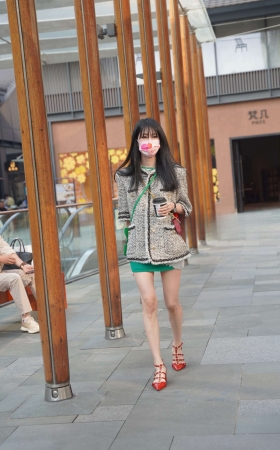 街拍红色鞋子美女 [25P]