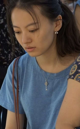 4K – 清秀的小姐姐试鞋 [953 MB/MP4]