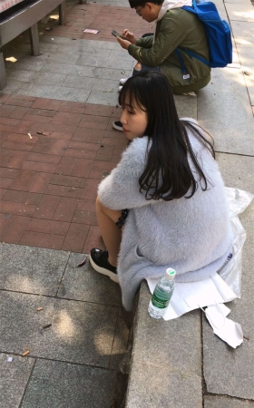 甜美女生