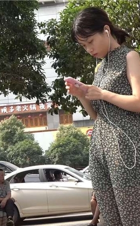 鲜嫩多汁的美足，妹纸更是清新可人
