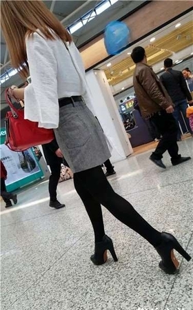 4k超清，跟拍超极品高跟鞋黑丝性感好身材女神