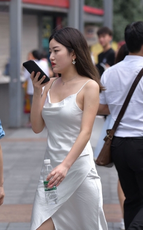 性感的吊带裙** [20P]