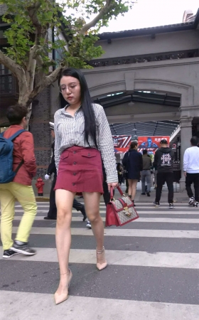 成熟韵味红裙米色高跟鞋美腿美女