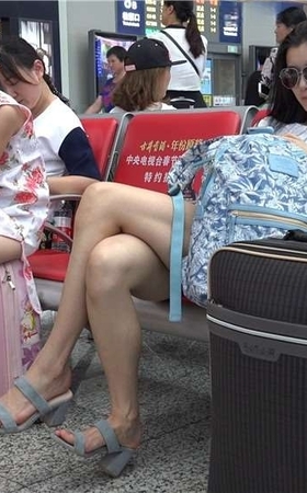 4K – 大长腿高颜值女神级美女 [4.28 GB/MP4]