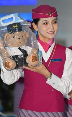 26918-11-87√26CATA-南航空姐-2号选手 10P