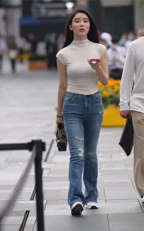 温婉气质牛仔裤