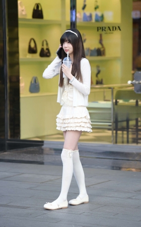 街拍可爱女孩儿 [23P]