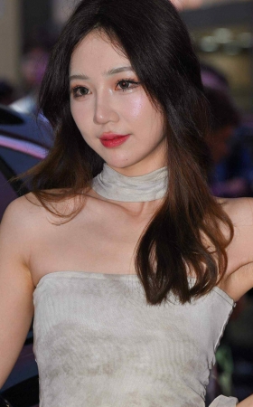 杨珂羽cba篮球拉拉队成员-美足 8P