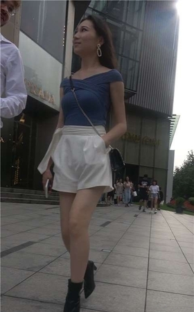 4K 街拍性感高贵美女