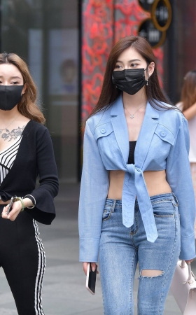 性感小蛮腰闺蜜 [19P]