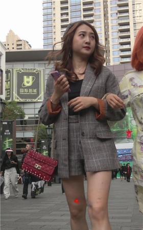 笑起来甜甜的MM