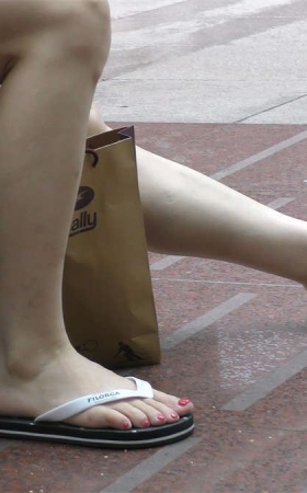 美艳到爆的少妇嫩脚