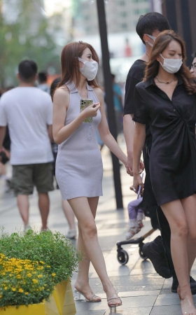苗条女友 [22P]