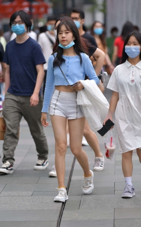 青春女孩 [24P]