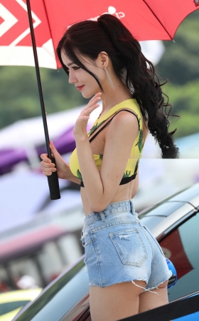 [辉辉赛贴]好身材小姐姐 [14P]