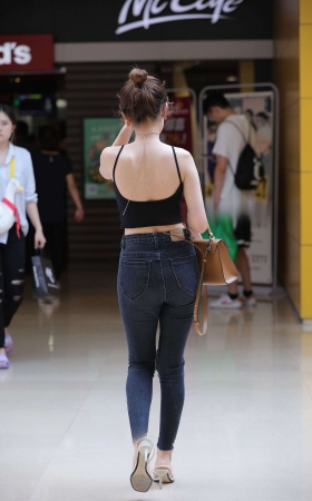 美背，铅笔紧牛小姐姐 [17P]