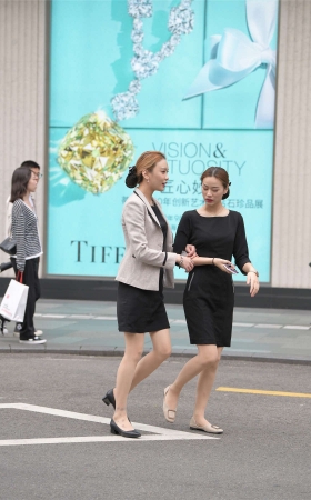 摄神街拍作品 – 莫名我就喜欢妳