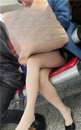 4k-少妇挑选，难受了对面的人