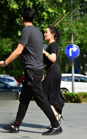 8-19 黑色连衣裙 [15P]