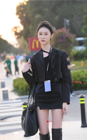 高挑的长靴美女(104P)