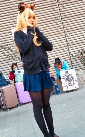 清纯小可爱cosplay的可爱萌妹子