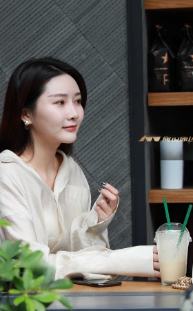 漂亮白皙美女 我愿意为你买单 [34P]