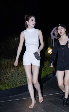诗佳夜拍