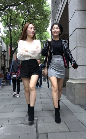 4K – 性感2短裙街拍高跟街拍美女 [1.07 GB/MP4]