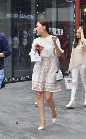11-13 细高跟少妇 [11P]