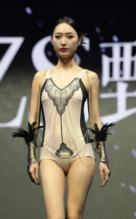 品牌内衣专场秀（甄瘦）打包集合 16P