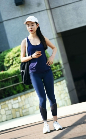 阳光靓妹 [19P]