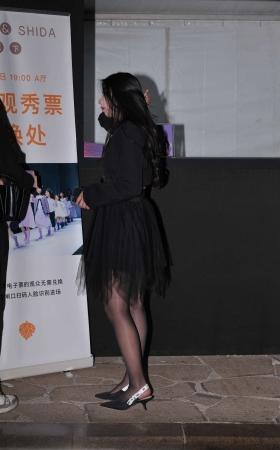 谁能拒绝一位嘿丝美女呢 [23P]
